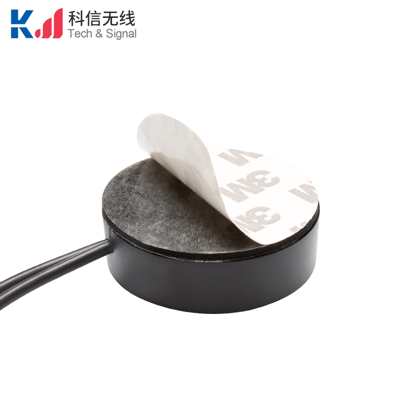 圓形款4G+GPS二合一組合天線（側(cè)邊出線結(jié)構(gòu)）
